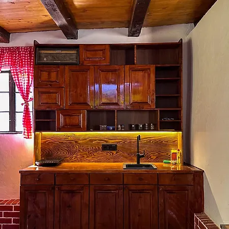 Rajkova Divana * Krepoljin